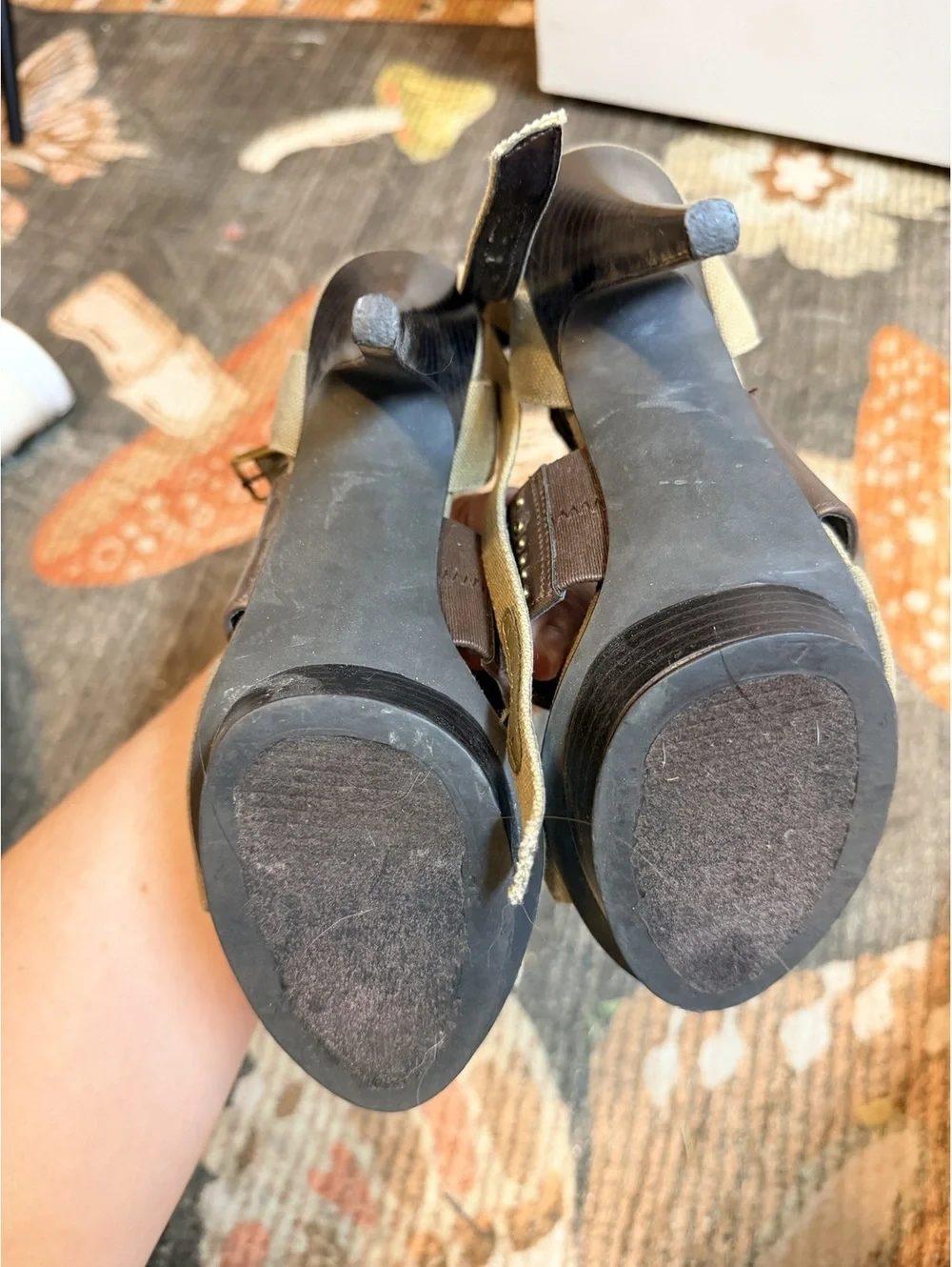Apostrophe Studded Wood Heel Sandals Suede Canvas Womens 6